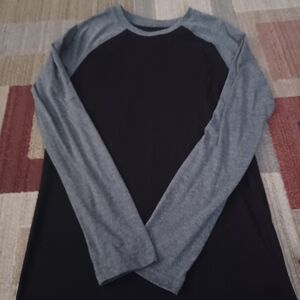 Men's long sleeve shirt